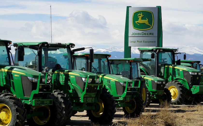 How John Deere's earnings reflect farming economy - Marketplace