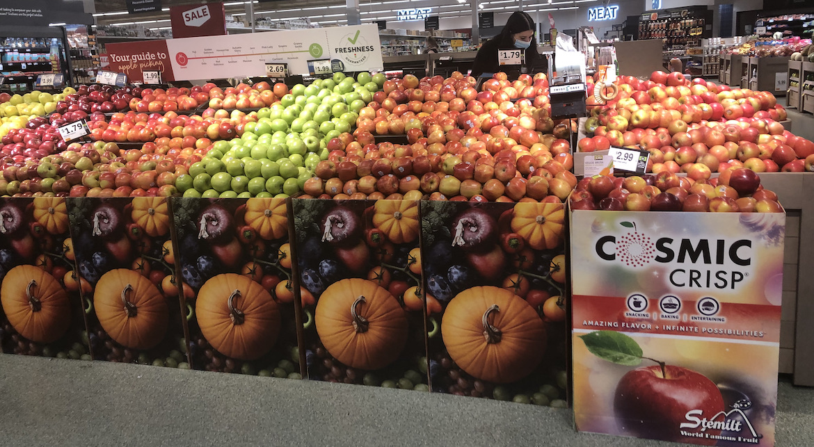  Apples are out in full force at Stop & Shop in New York.