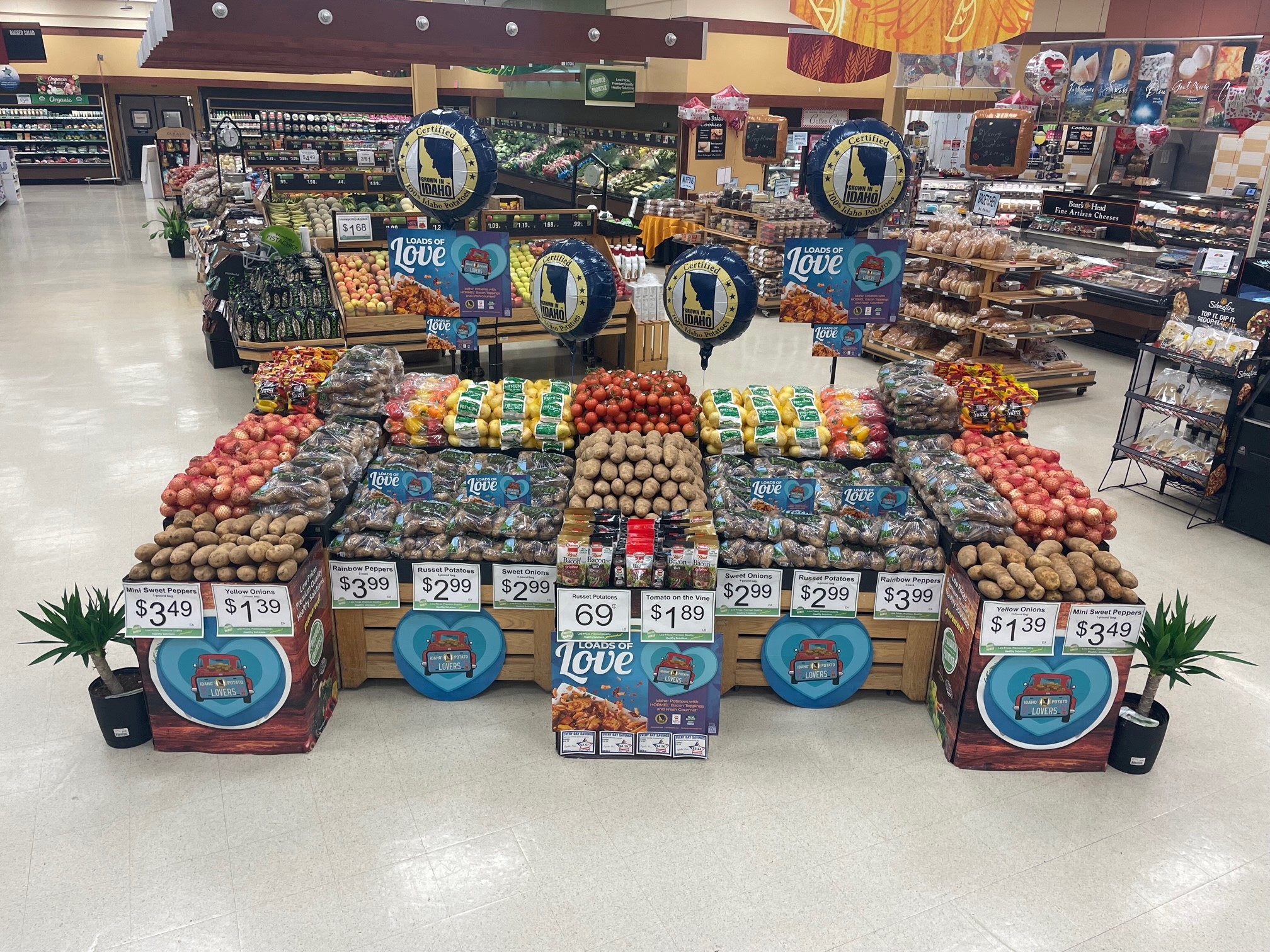  Best Potato Display winner: A tie between Stephen Daly of Military Produce Group’s Fort Eustis and Fort Lee locations.