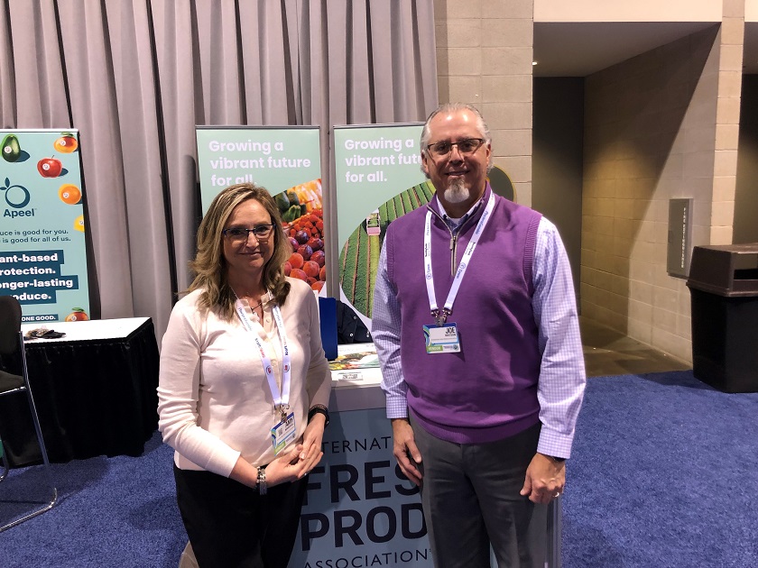  Amy Marshall, manager of retail and foodservice for the International Fresh Produce Association, and Joe Watson, vice president of retail and foodservice, attended the showcase. 