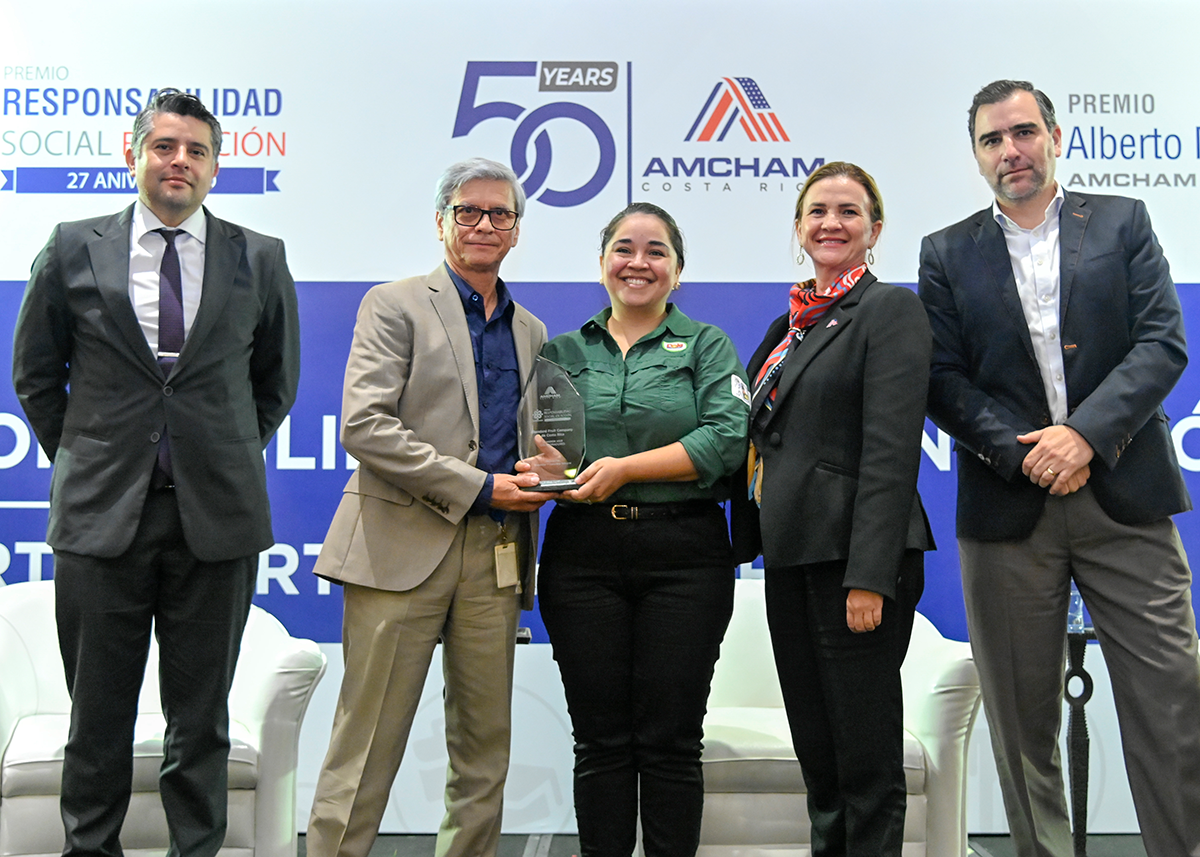 Dole employee financial program wins social responsibility grand prize