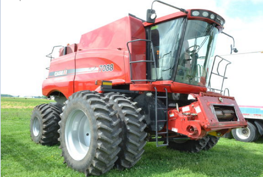 2009 CaseIH 7088 Combine Sold Strong on Indiana Farm Auction Yesterday ...