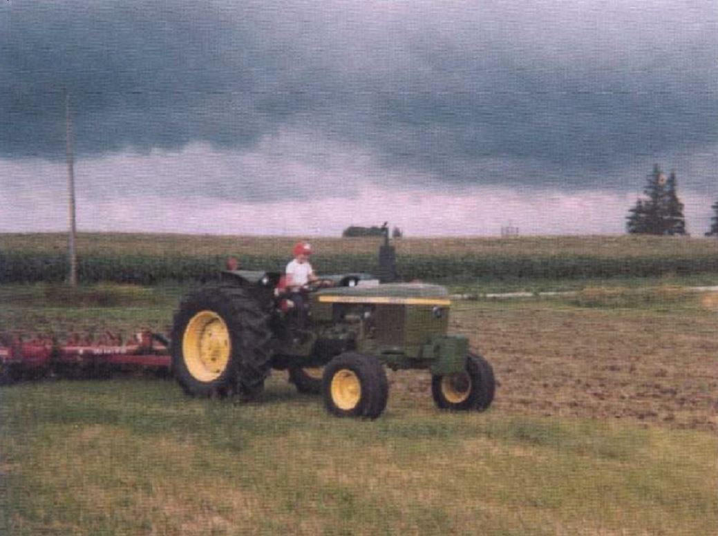 Video Sparks John Deere Tractor Memories Agweb 0484