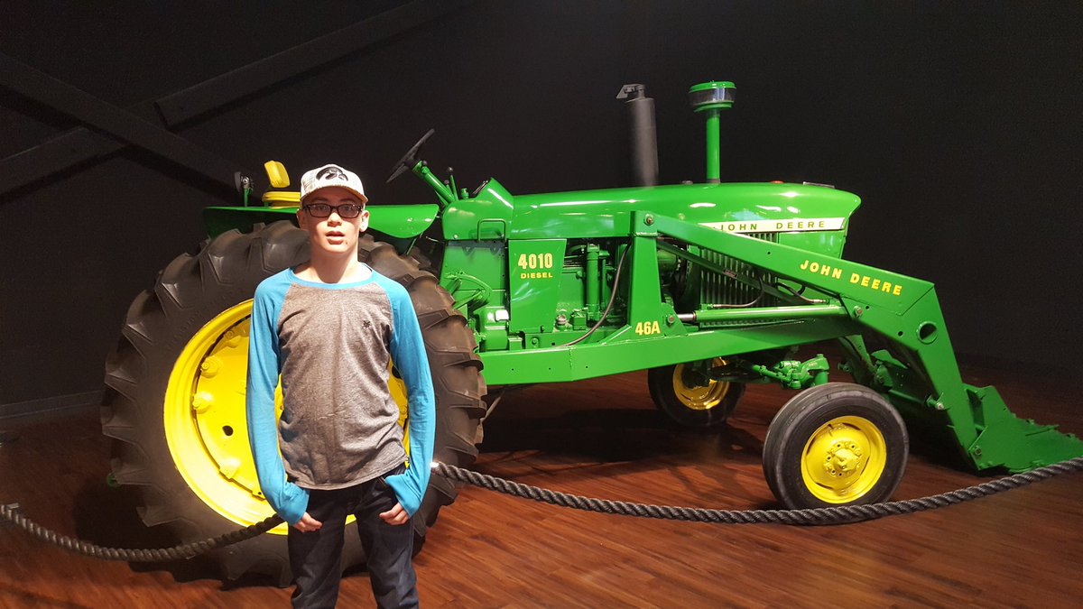 john deere 4010 toy tractor