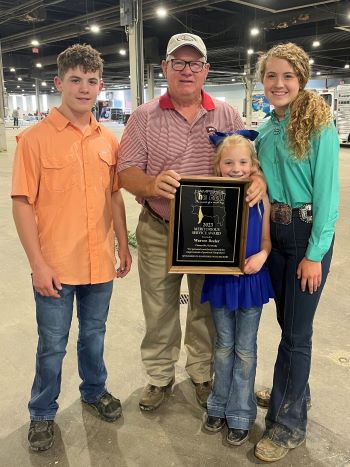 Warren Beeler with Hunter, Harper and Olivia Shike at the National Junior Summer Spectacular in Louisville, KY