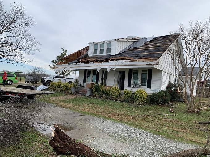 home damaged in tornado