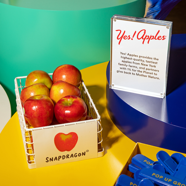 yes apples pop up grocer new york apple sales