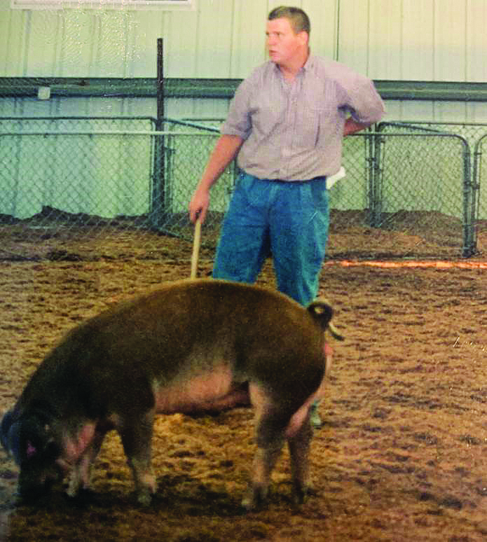 Eric Stonestreet showing pigs