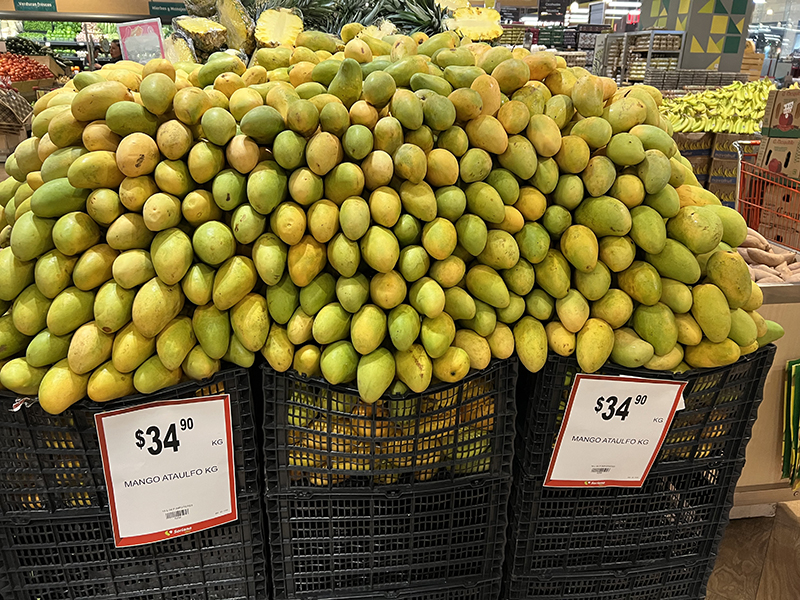 Mangoes at Soriana
