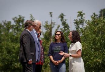 President Biden visits U.S. Apple member, hears about grower challenges