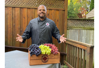 Celebrity Chef Roger Mooking demonstrates the goodness of California grapes