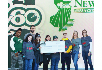 NJ Ag Department honors school-nutrition contest winner at NY Jets game