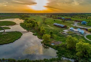 John Bunker Sands Wetland Center Receives Texas Leopold Conservation Award