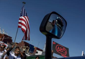 Trucker Blockade Shuts Major California Seaport for Second Day