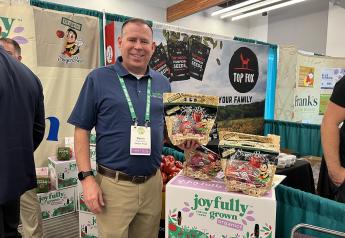 Chelan Fresh spreads joy at Organic Produce Summit