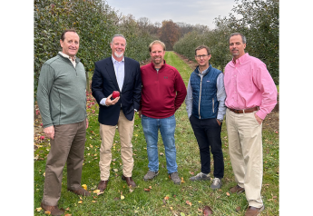 U.S. ag trade negotiator talks apple industry issues during visit to orchard