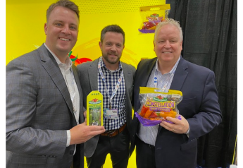 NatureSweet touts mini peppers at AWG event