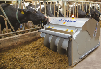 New Robotic Feed Pusher and Remixer Debuted by DeLaval