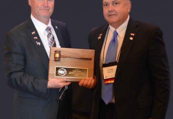 Incoming USMEF Chair Cevin Jones (left) with outgoing Chair Conley Nelson (right). Jones is a cattle feeder from Eden, Idaho.