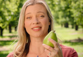 USA Pears celebrates harvest start with new celebrity spokesperson