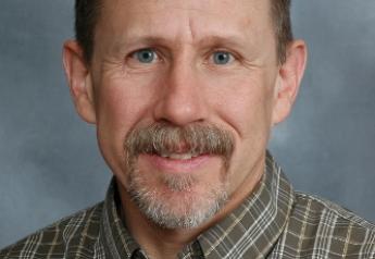 K-State Veterinarian Mike Sanderson, DVM, PhD, will lead the project to model outbreak and control scenarios for foot and mouth disease.