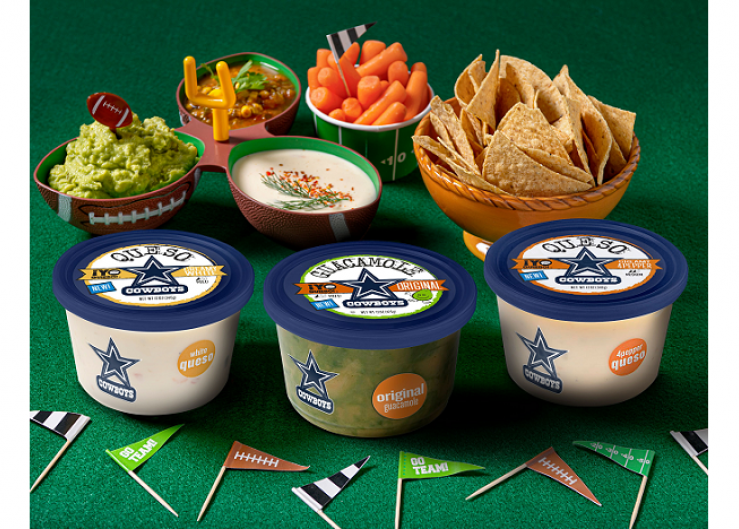 ¡Yo Quiero! Brands has a brand partnership with the NFL's Dallas Cowboys. The five-year agreement involves co-branded retail products.