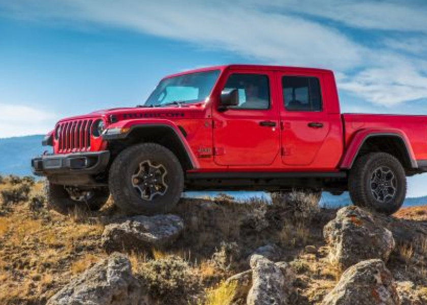 Jeep Unveils First New Pickup In 26 Years