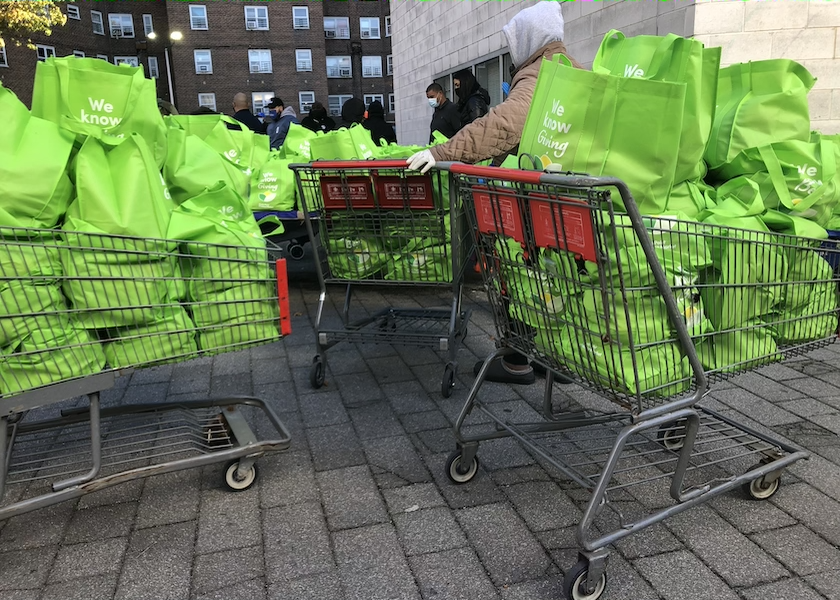 Hunts Point Gives Back was extended from one day in the Bronx to nine days and all five New York City boroughs, donating all the fresh produce needed for a Thanksgiving meal for 2,500 families. Partners in the program donated turkeys.