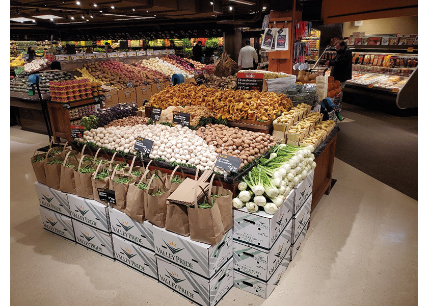 Right on trend: Metropolitan Market went big with mushrooms in this awesome display submitted for the fall 2020 season of PMG's Produce Artist Award Series.