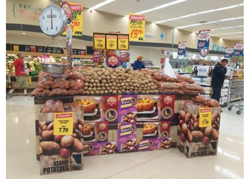 The northern Mexico chain Calimax displays Idaho potatoes. Now restricted to sell within 26 kilometers of the U.S.-Mexico border,  U.S. potato exports to Mexico should expand substantially when access is given to the entire market, U.S.  industry leaders believe.