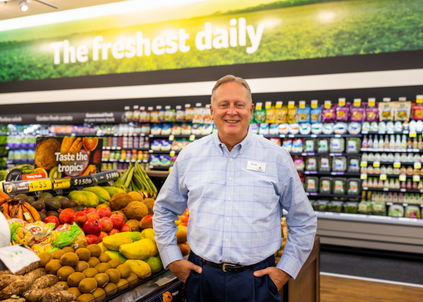 Steve Williams of Southeastern Grocers Inc. wins an award from Produce Marketing Association.