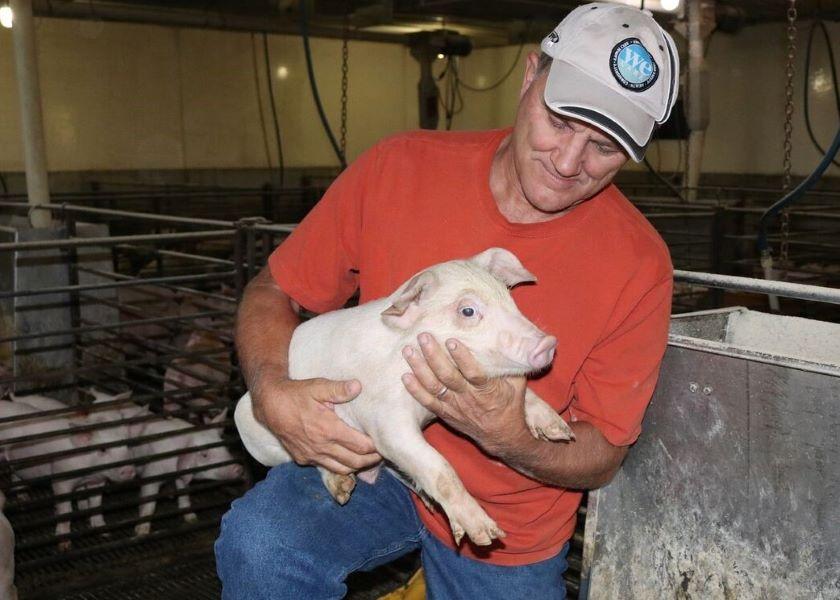 “When we’re talking about exports, sustainability comes up quite often. Many of us didn't think our international partners really wanted to have a lot of information about sustainability,” says Nebraska pig farmer Bill Luckey. “But we found out we were wrong.”