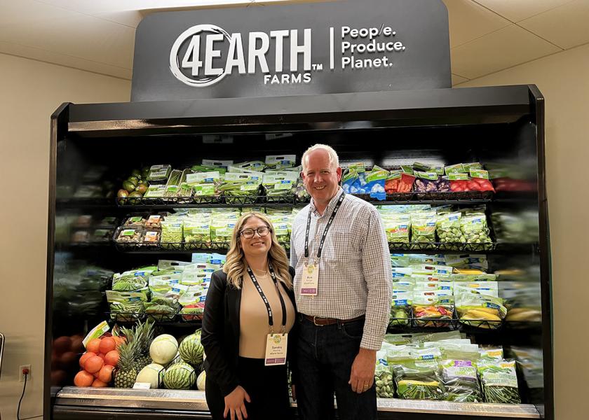 4Earth Farms’ Mark Munger and Sandra Medina talk organic produce at OPS.