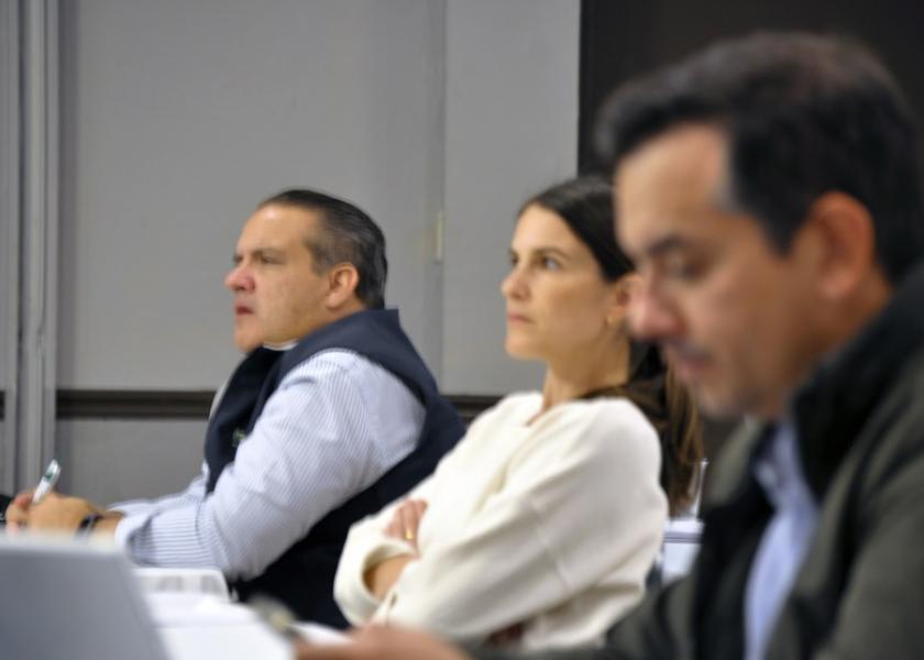 From left, Jose Luis Obregon from IPR Fresh, Lesley Sykes from The Sykes Company and Jorge Donnadieu from Fresh Farms are shown attending the FPAA's annual meeting.