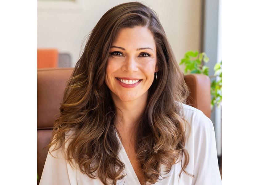 As a former Freshly CEO and Amazon commerce executive, Anna Fabrega is bringing deep commercial and retail experience to lead Local Bounti in its next chapter.