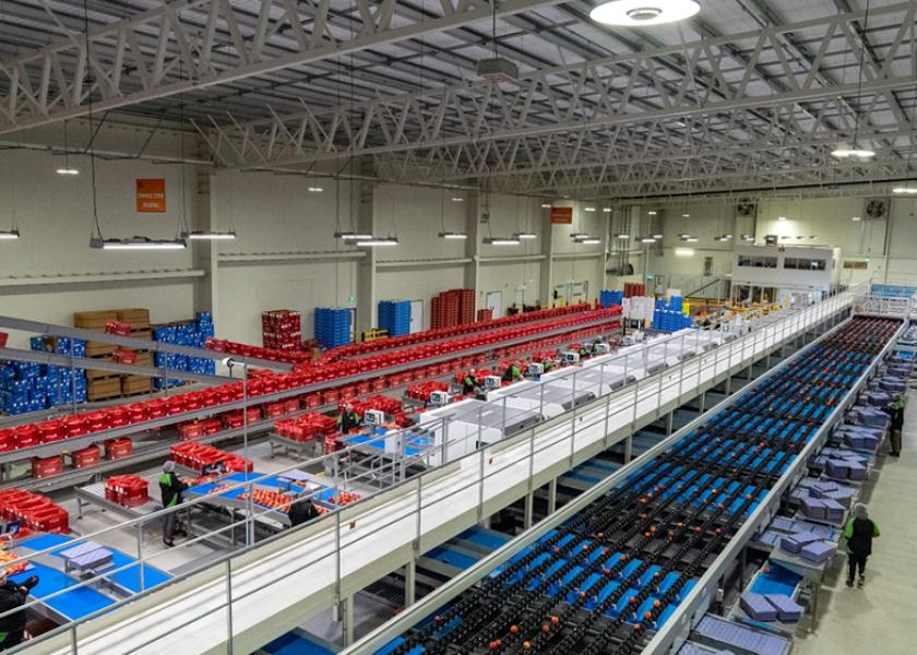 The highly automated facility, with 1.7 hectares of roof space and 220-meter packing lines, is expected to pack more than 125 million kilograms of apples per season once its two-phased construction is complete.