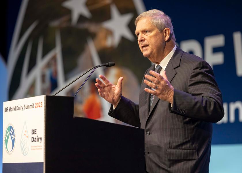 While visiting the Pennsylvania Farm Show in Harrisburg, Pa., which is the nation’s largest indoor agricultural event, Agriculture Secretary Tom Vilsack visited with several dairy farmers and business owners. 