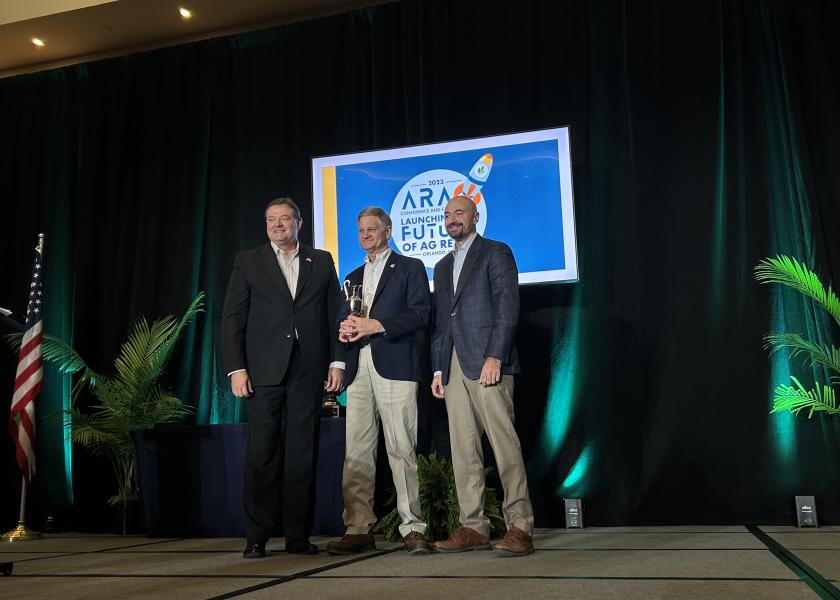 ARA Recognizes Toby Hlavinka with Distinguished Service Award