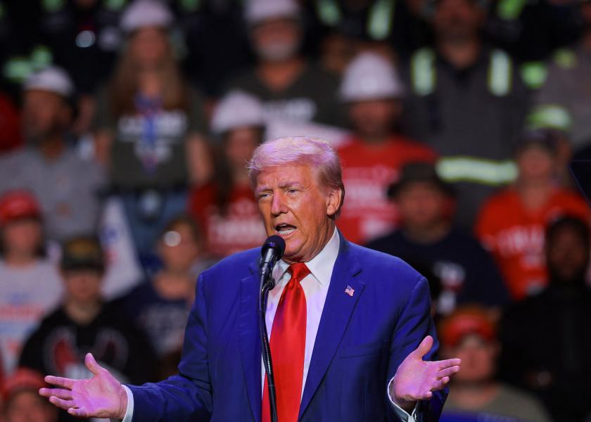 Trump Threatens 200% Tariff If Deere Moves Manufacturing to Mexico
