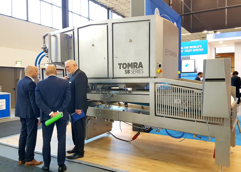 Tomra showcases equipment upgrades at Fruit Logistica