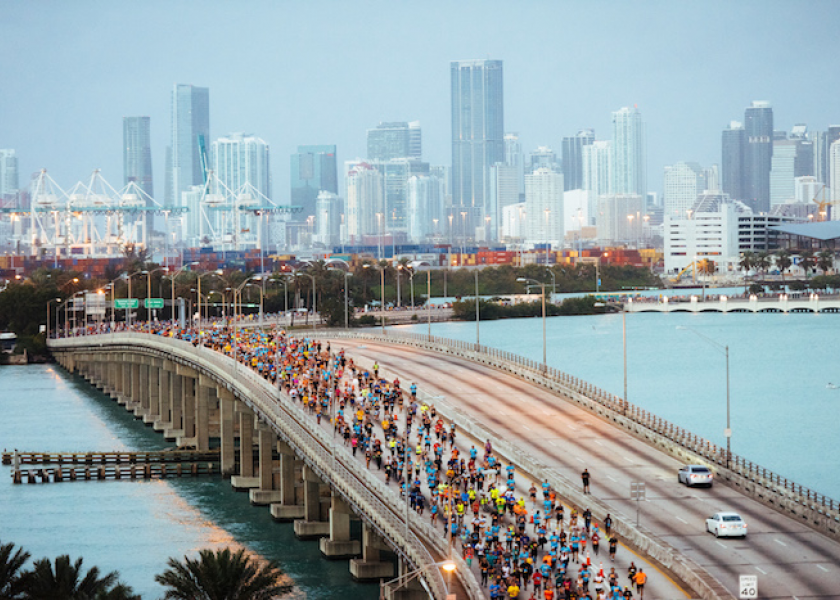 Miami marathon offers Chiquita bananas