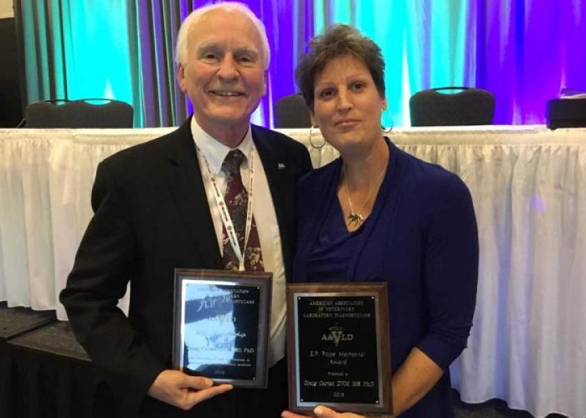 Craig Carter, with his wife Rhonda, after receiving the AAVDL awards.