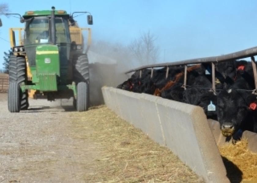 BT Rotator Feedlot Bunk 19