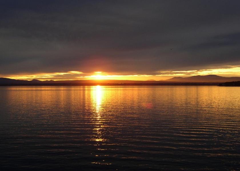 sunset-over-lake-champlain